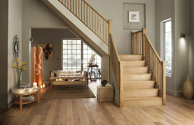 op cau thang bang go cong nghiep