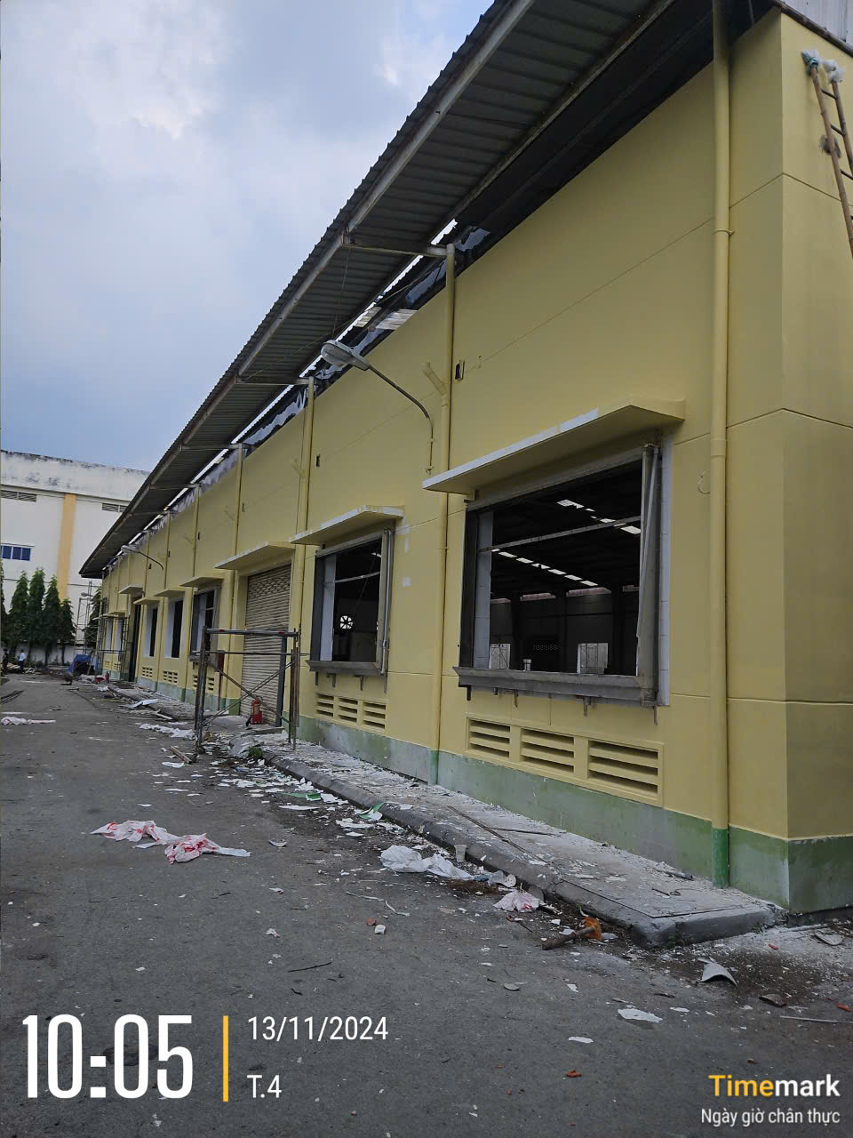 27f35271a8aa18f441bb71