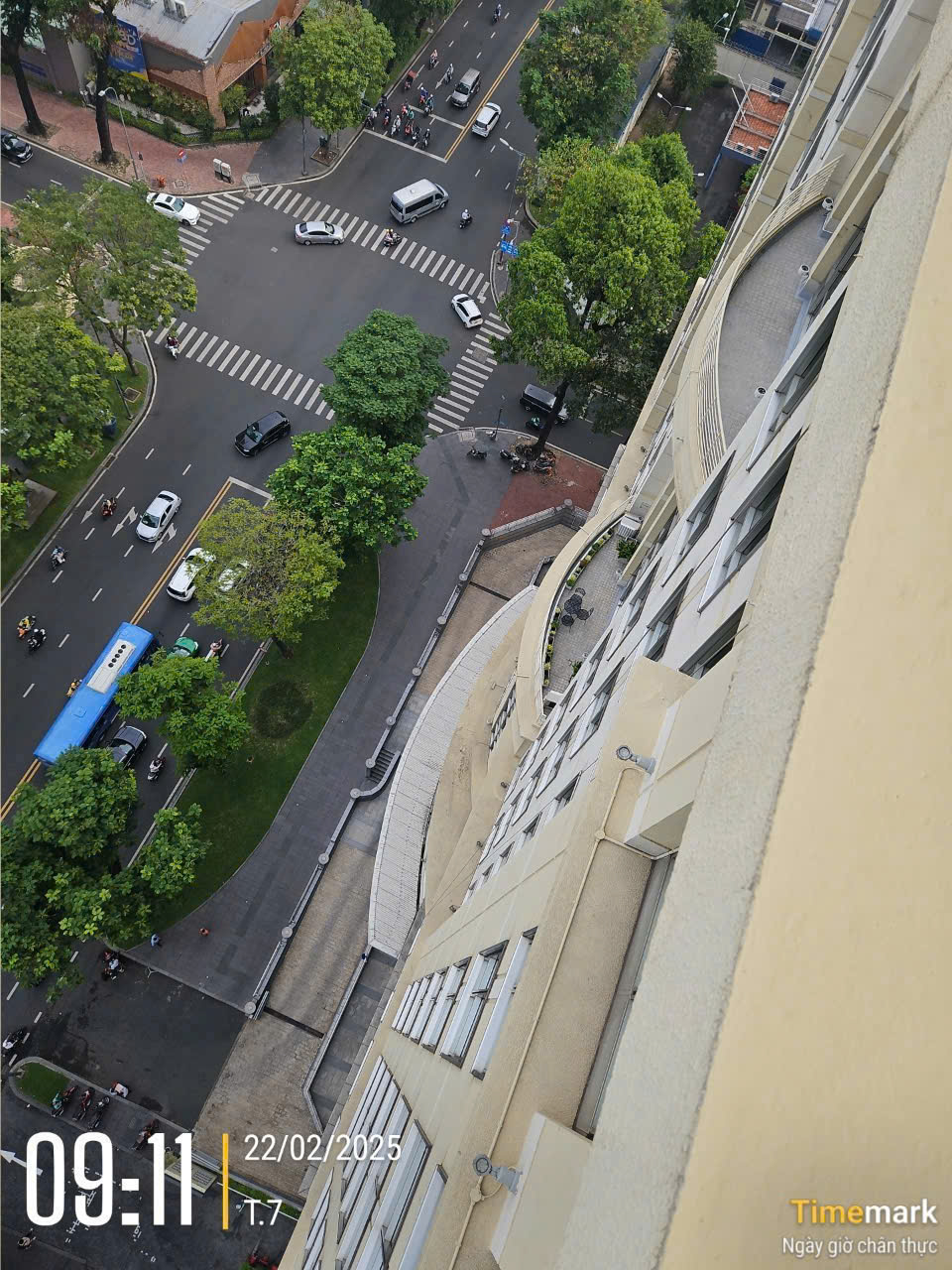 36dd3f22edf95da704e875